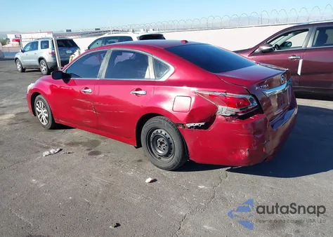 2015 Nissan Altima 2.5 S из США, поврежденный, VIN 1N4AL3AP2FN383806